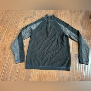 SKYR 1/4 Zip Pullover Sweater
100% Merino Wool
Ski Layer Hike Nordic
Size Small